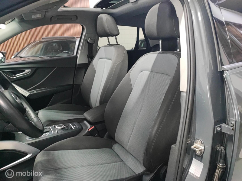 Audi Q2 35 TFSI S-TRONIC GREY PANORAMA LED NAVI XENON PDC — photo 46