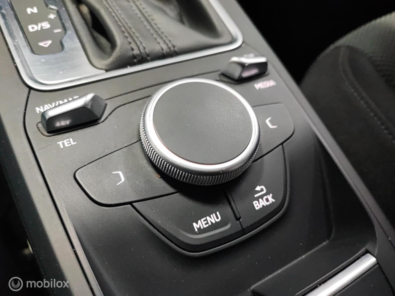 Audi Q2 35 TFSI S-TRONIC GREY PANORAMA LED NAVI XENON PDC — photo 30