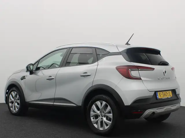 Renault Captur view 3