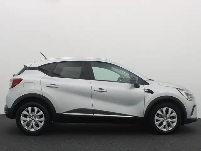 Renault Captur view 18