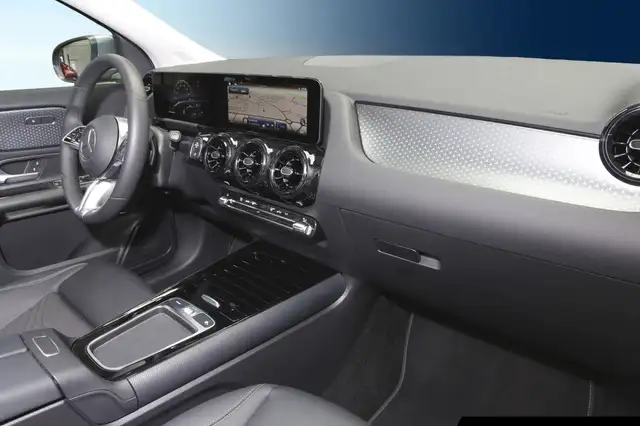 Mercedes-Benz Gla view 7