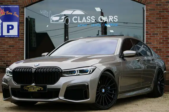BMW 745 e M Sport Laser HUD Massage Harman Kardon Cam360