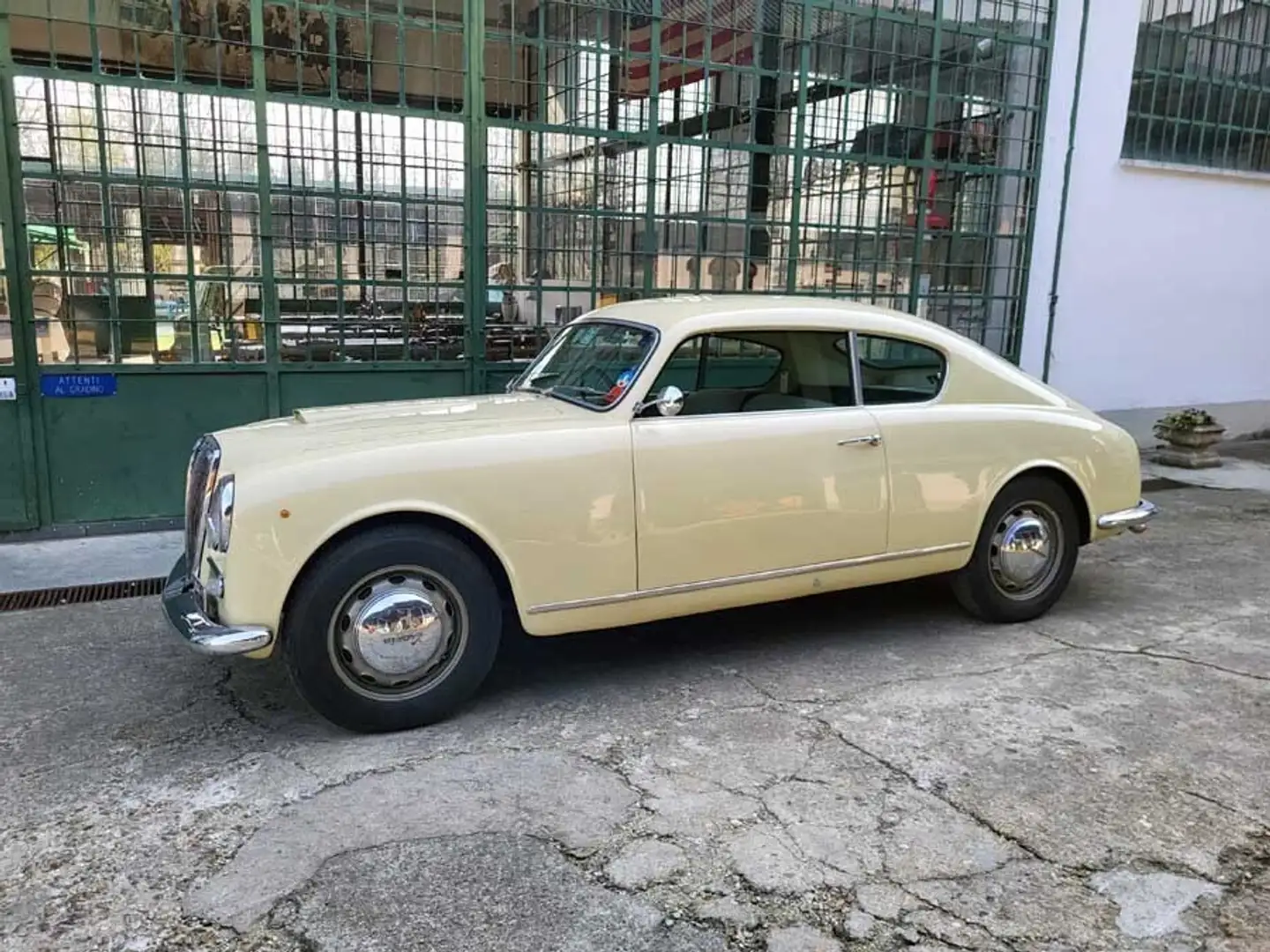 Lancia Aurelia B20 IV Serie Béžová - 1