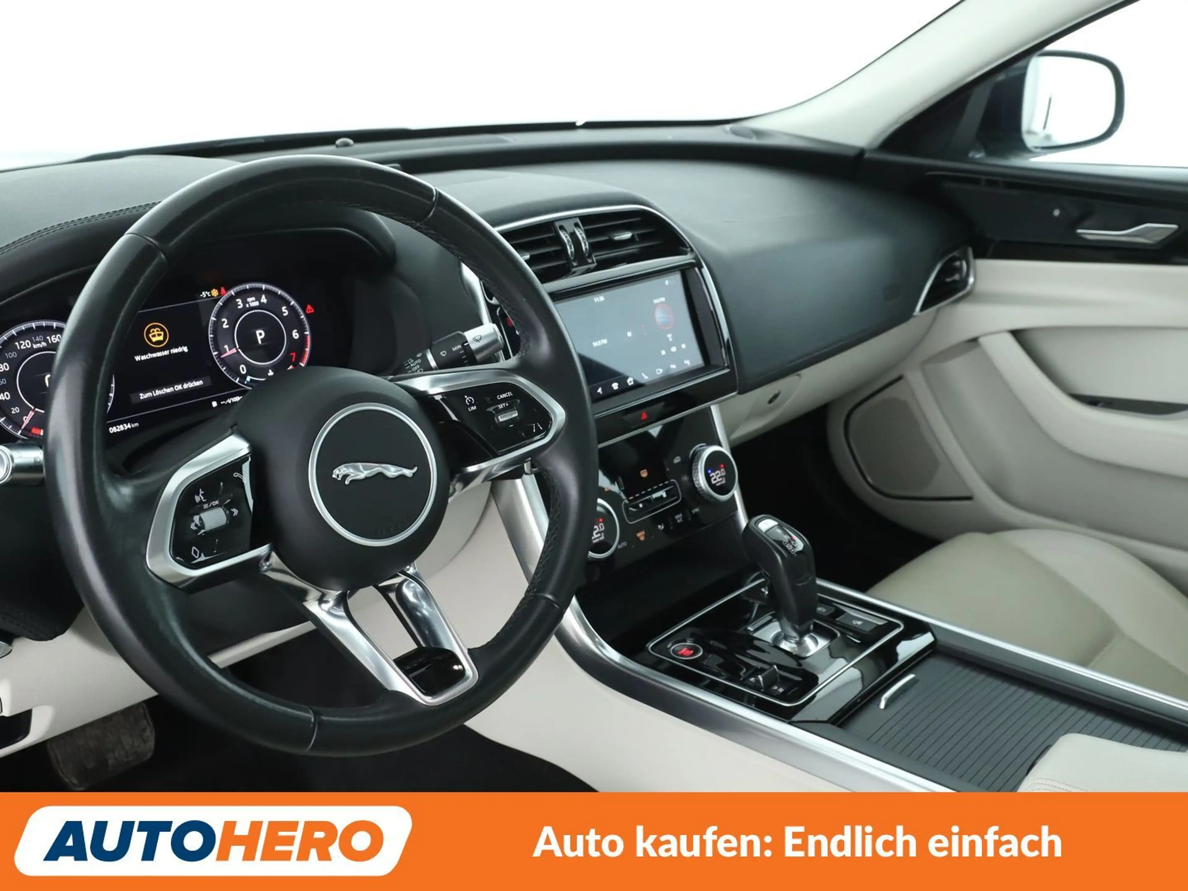 Jaguar XE 25t SE Aut.*NAVI*TEMPO*CAM*PDC*SHZ*KLIMA* — photo 11