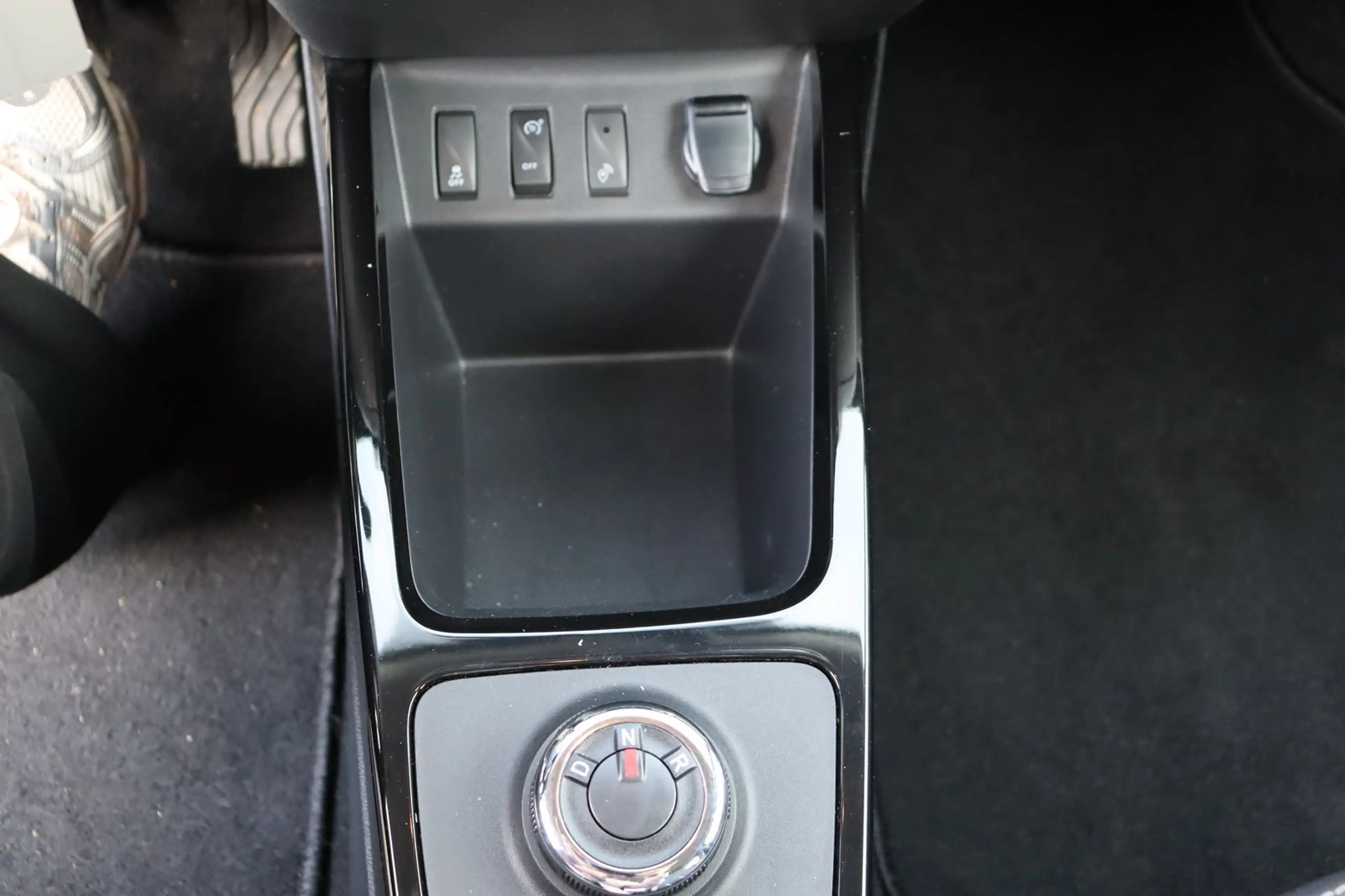 Dacia Spring Electric Comfort Plus — photo 14