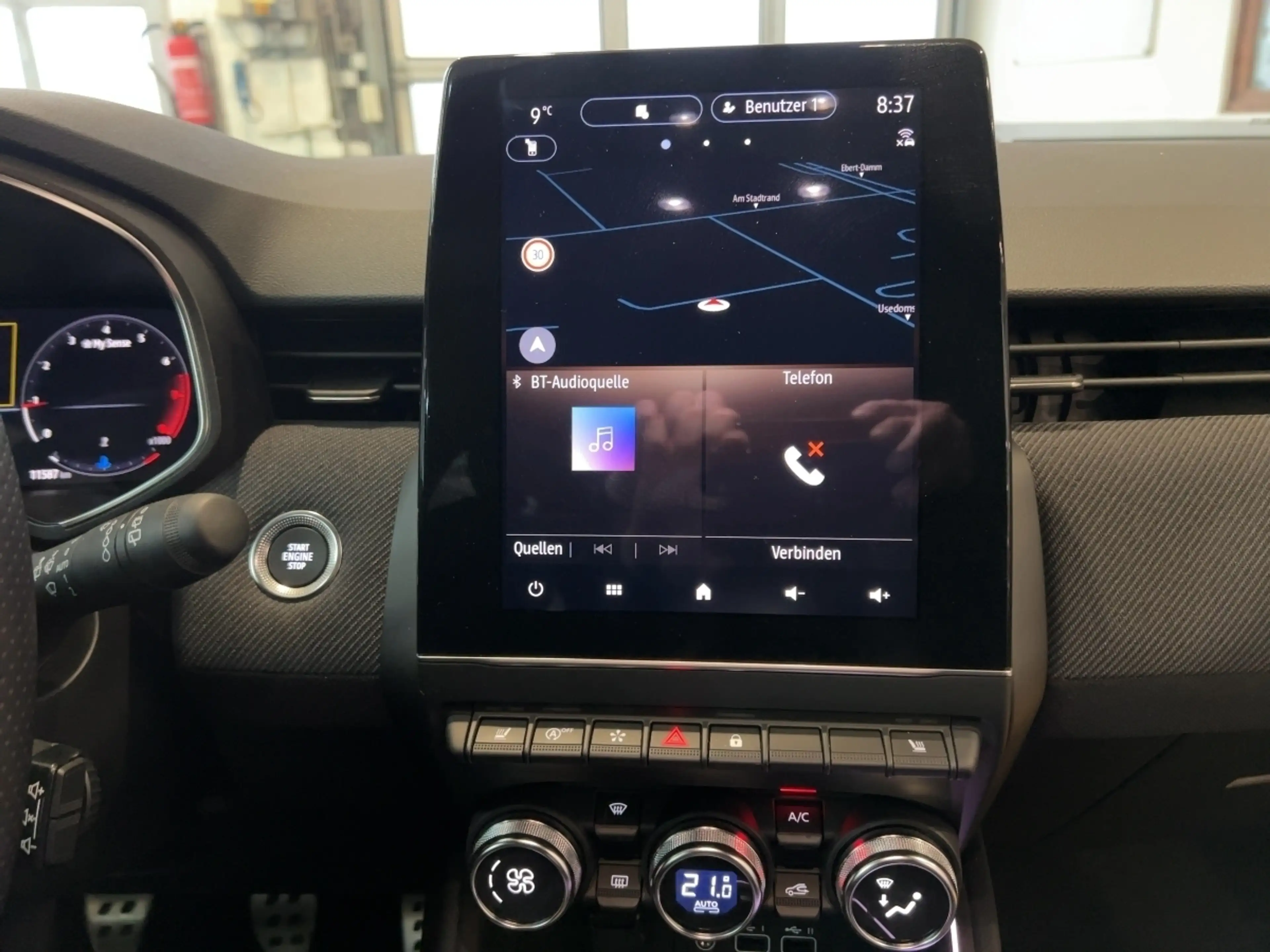 Renault Clio RIT ALPINE TCE 90 Apple CarPlay SHZ PDC BT — photo 12