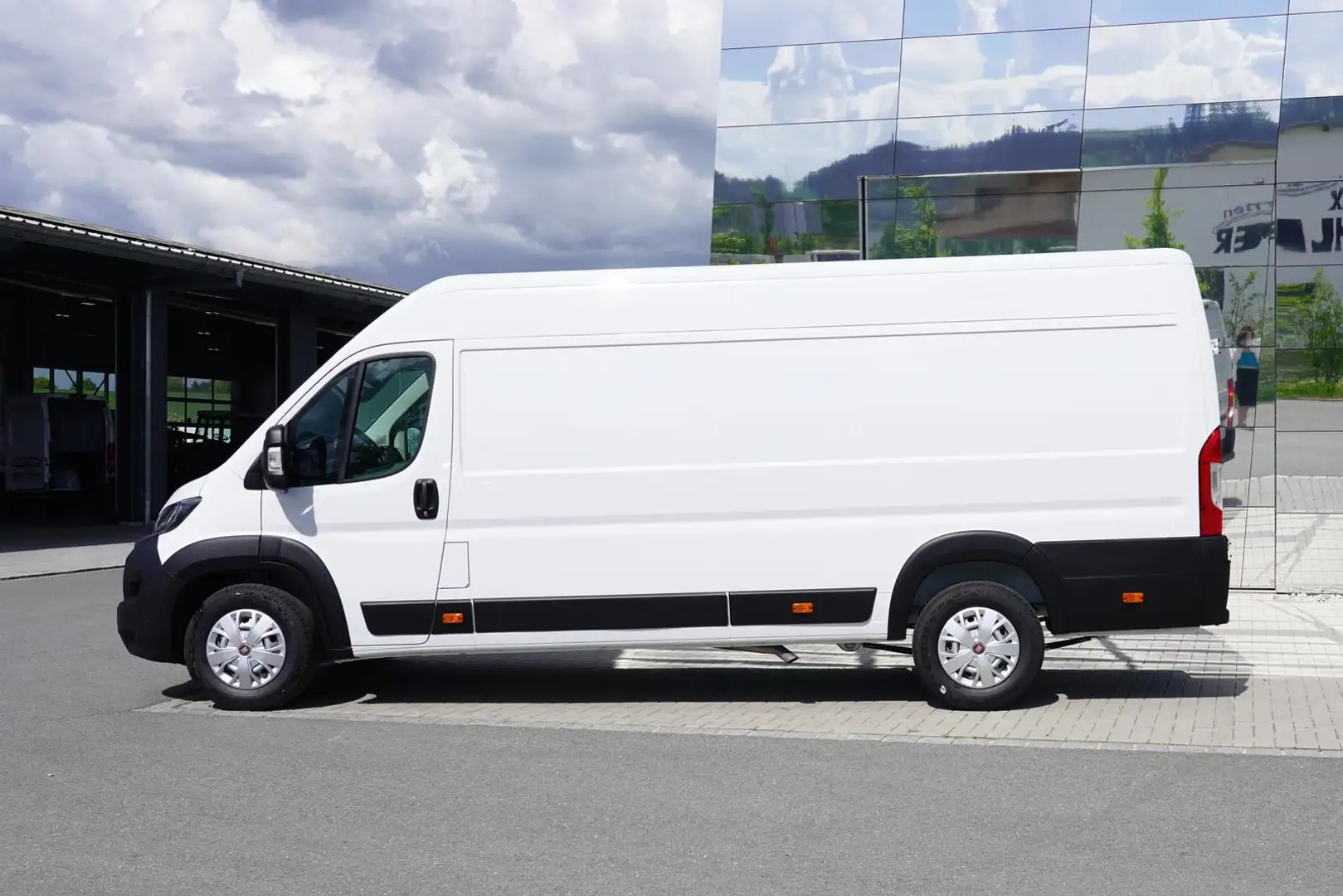 Fiat Ducato Maxi L4H2 Serie 9 180PS Klima PDC*sofort* Weiß - 2