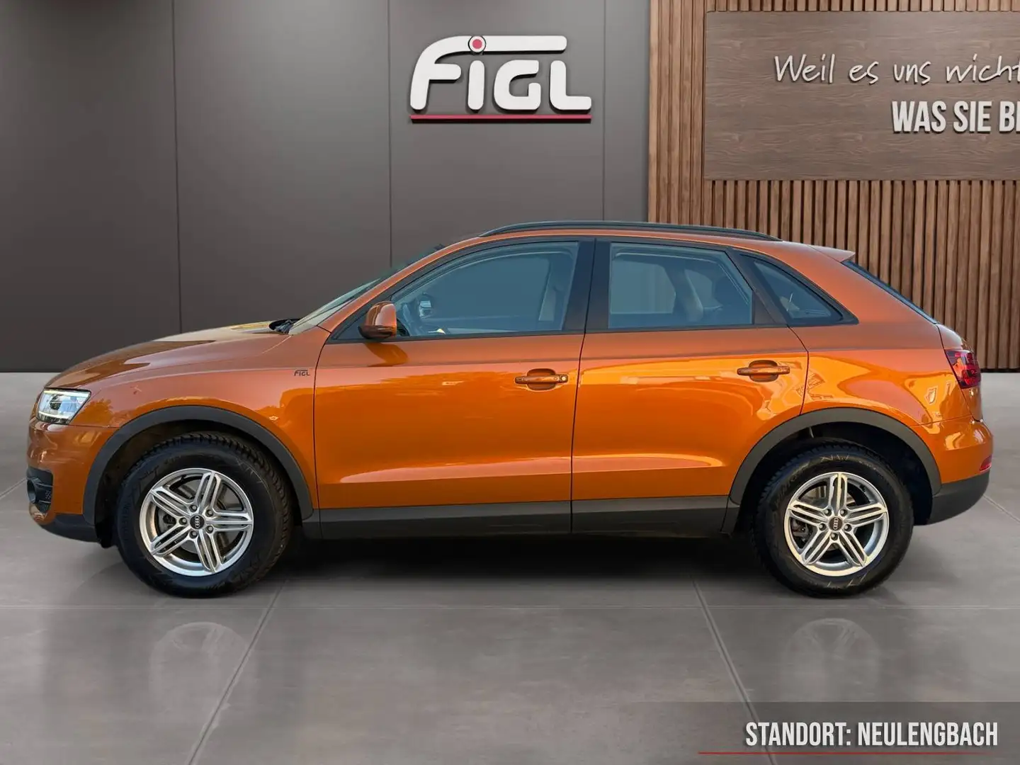 Audi Q3 2.0 TFSI QUATTRO | NUR 72.000 KM | ALLRAD | GEBRAUCHTWAGENGARANTIE | SAMOAORANGE Orange - 2