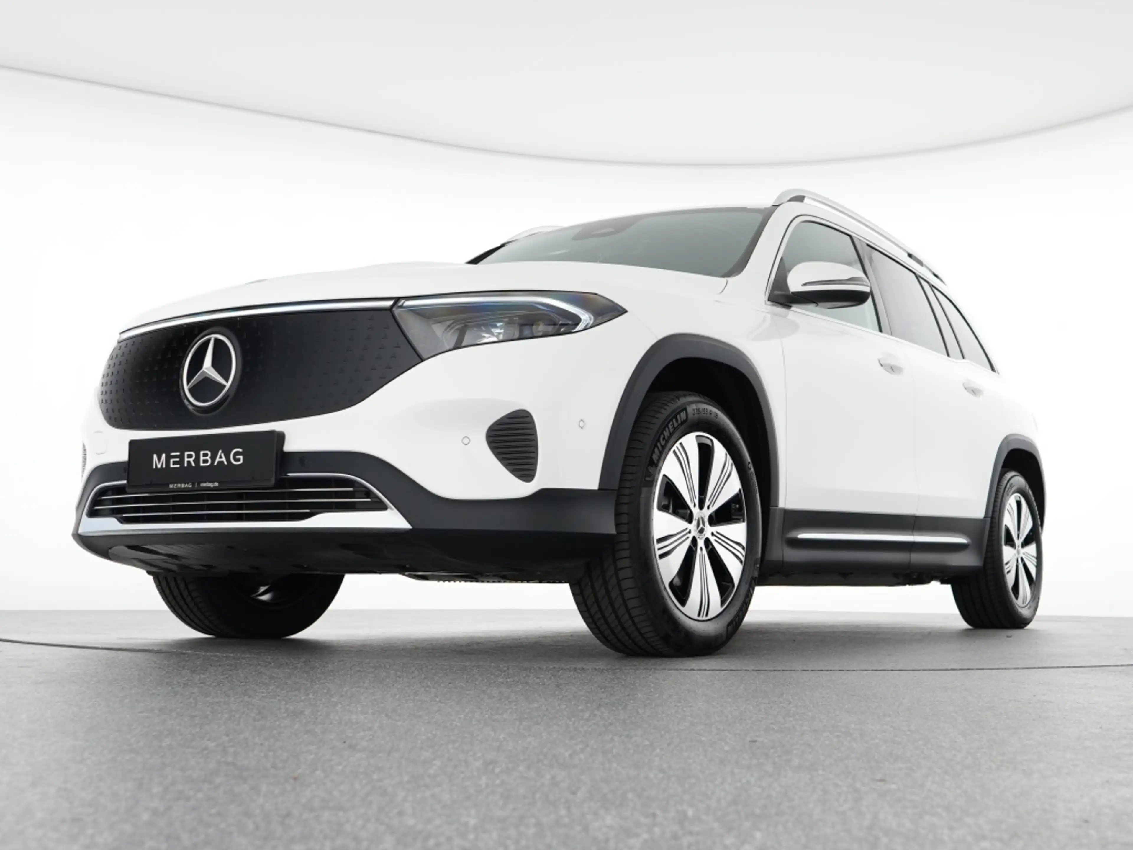Mercedes-Benz EQB 300 4M Progressive Advanced LED  Distronic — photo 8