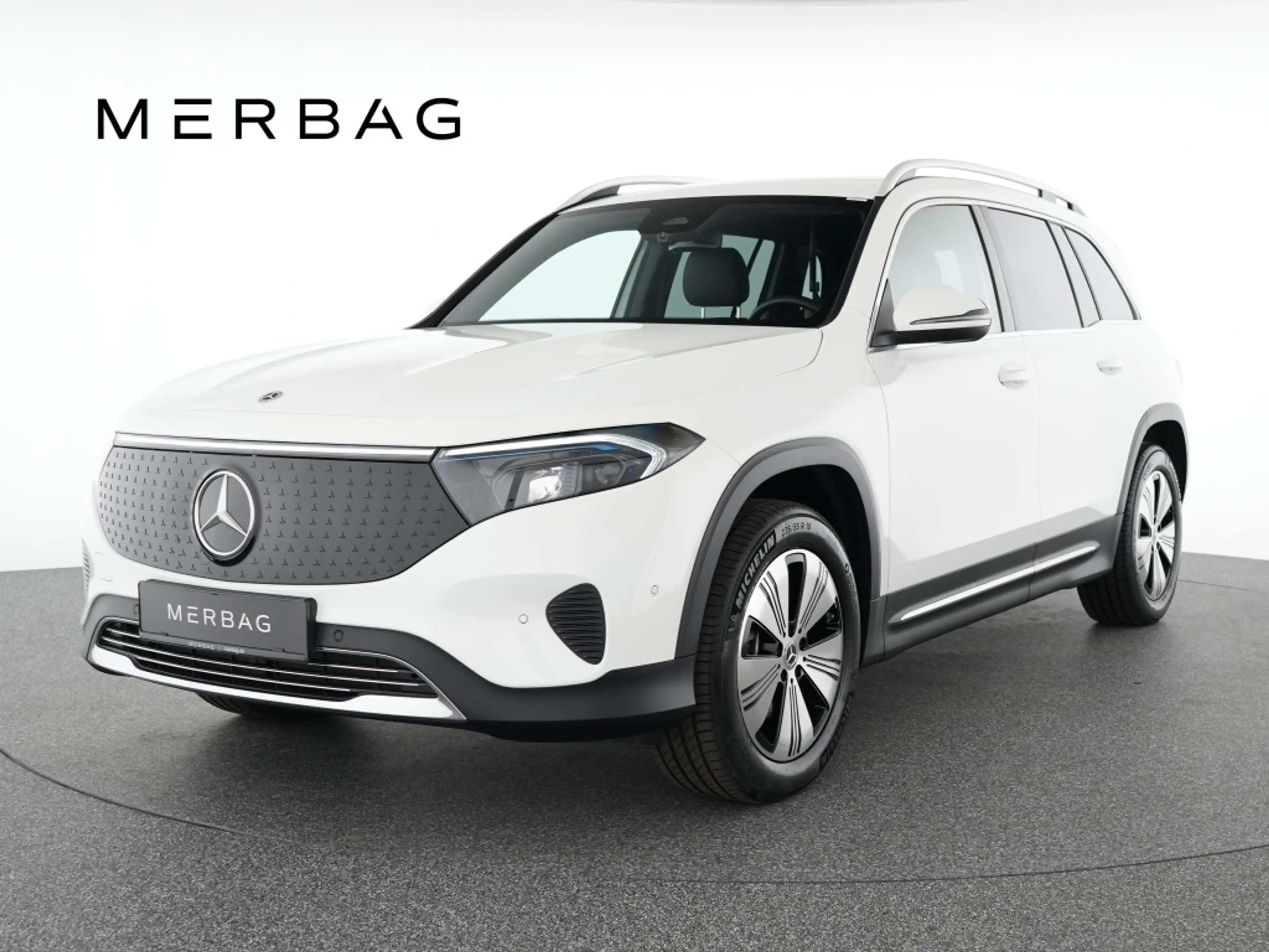 Mercedes-Benz EQB 300 4M Progressive Advanced LED  Distronic