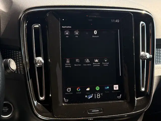 Volvo XC40 view 30
