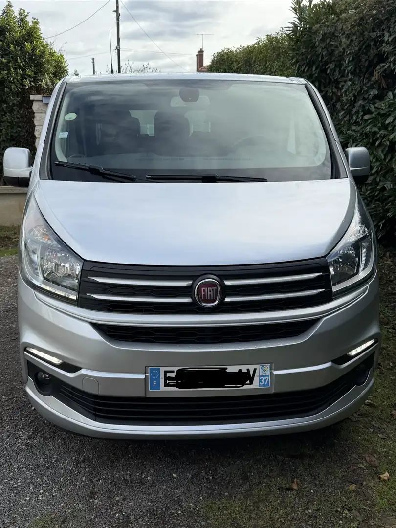 Fiat Talento Panorama 1.2 LH1 1.6 Multijet 125 Gris - 2