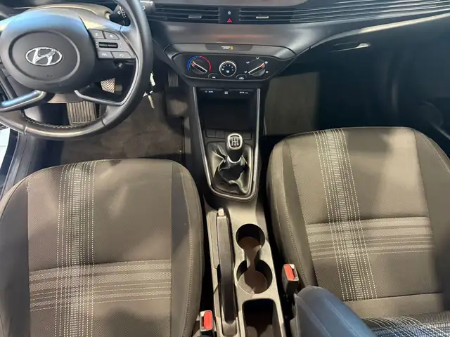 Hyundai I20 view 12