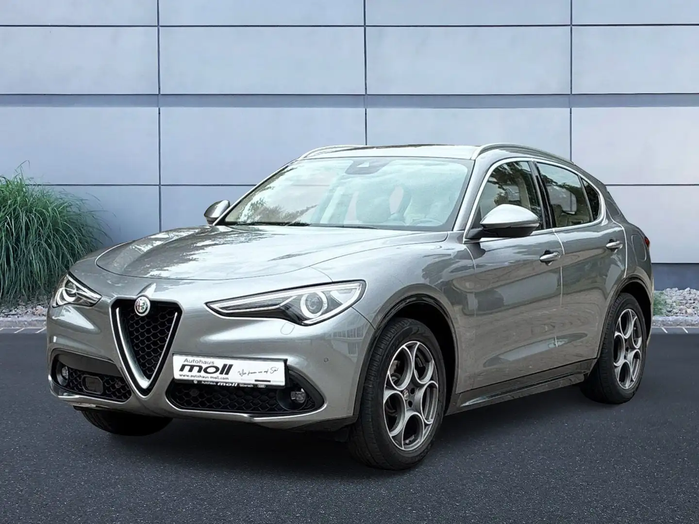 Alfa Romeo Stelvio Lusso Ti Q4 2.2 JTDM ACC Bi-Xenon DAB Ca Gris - 1