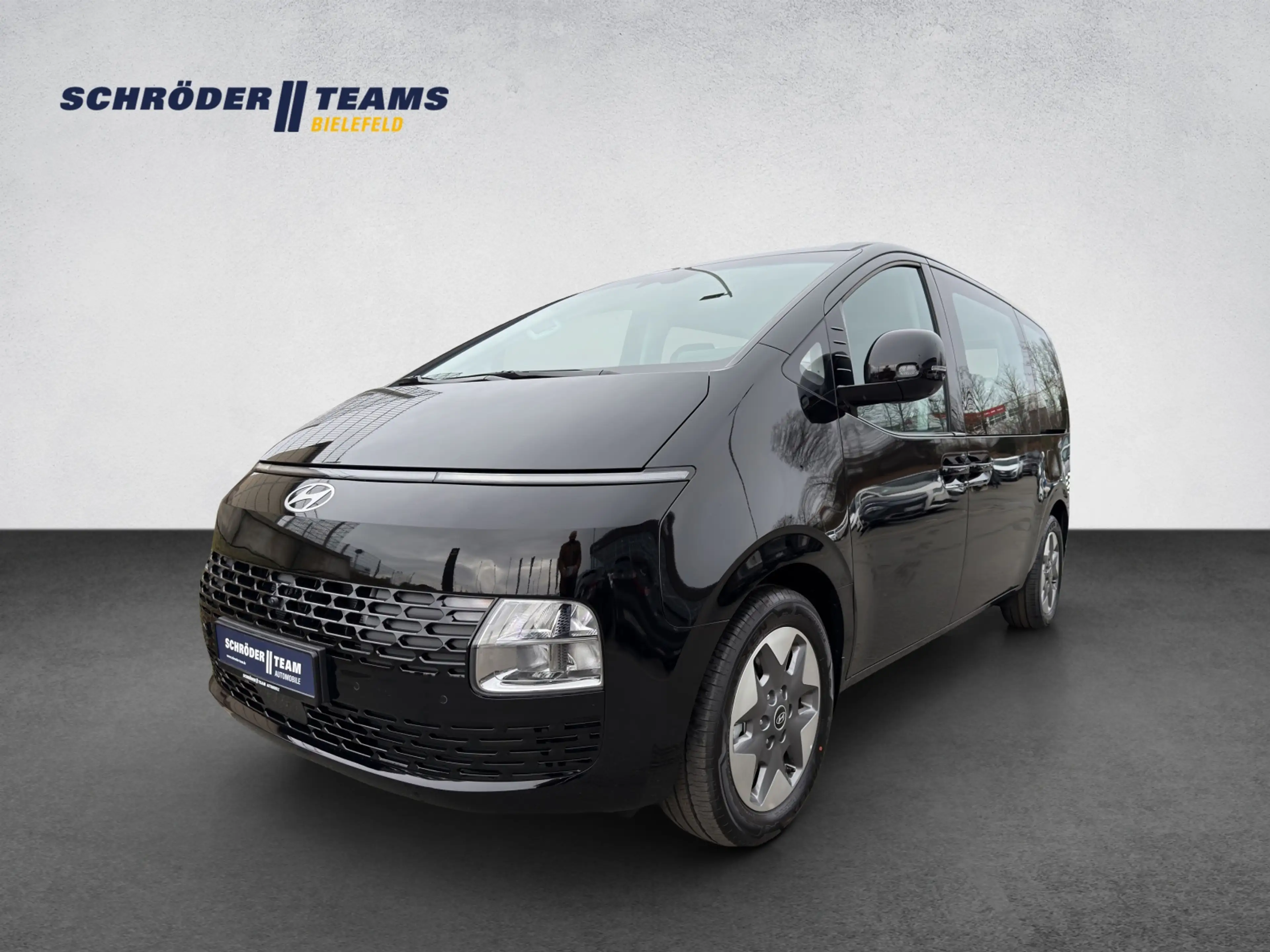Hyundai STARIA Hybrid 1.6 T-GDi Trend PANO/NSCC/VIRTUAL