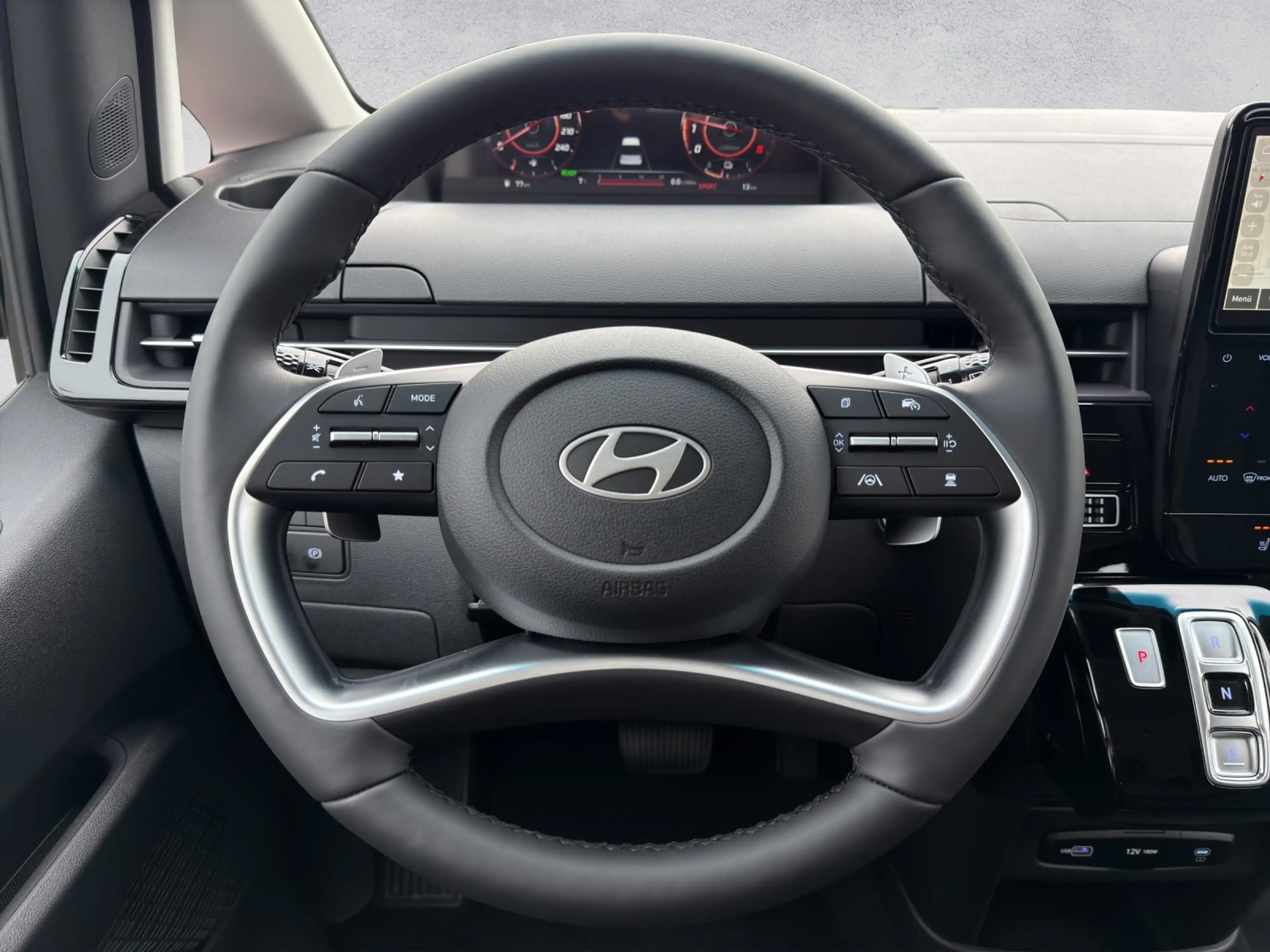 Hyundai STARIA Hybrid 1.6 T-GDi Trend PANO/NSCC/VIRTUAL — photo 9