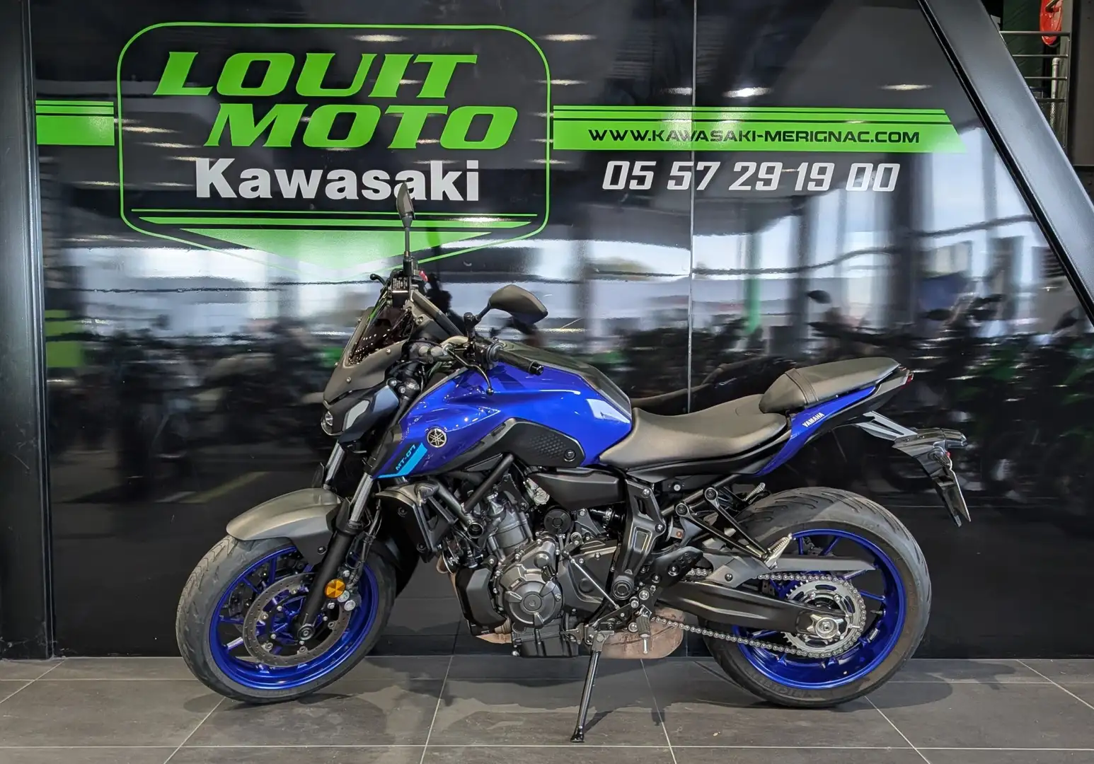 Yamaha MT-07 Bleu - 2