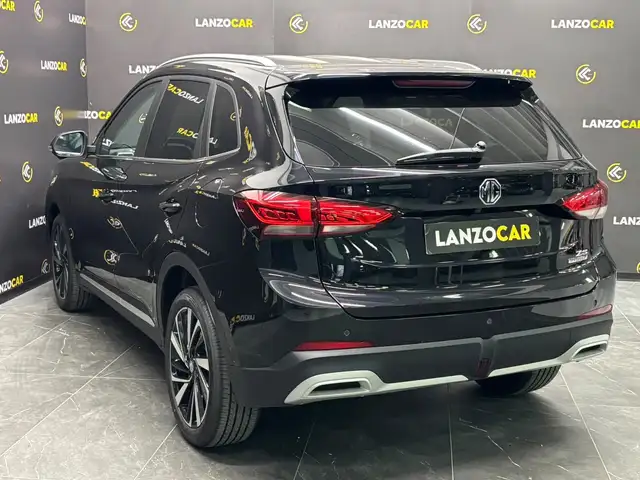 MG ZS view 6
