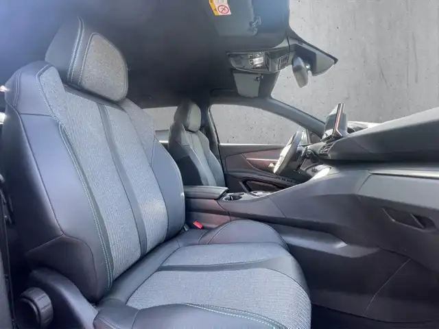 Peugeot 5008 view 13