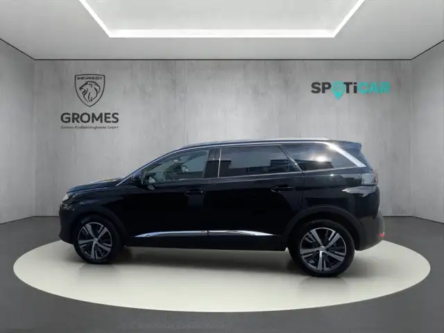Peugeot 5008 view 6