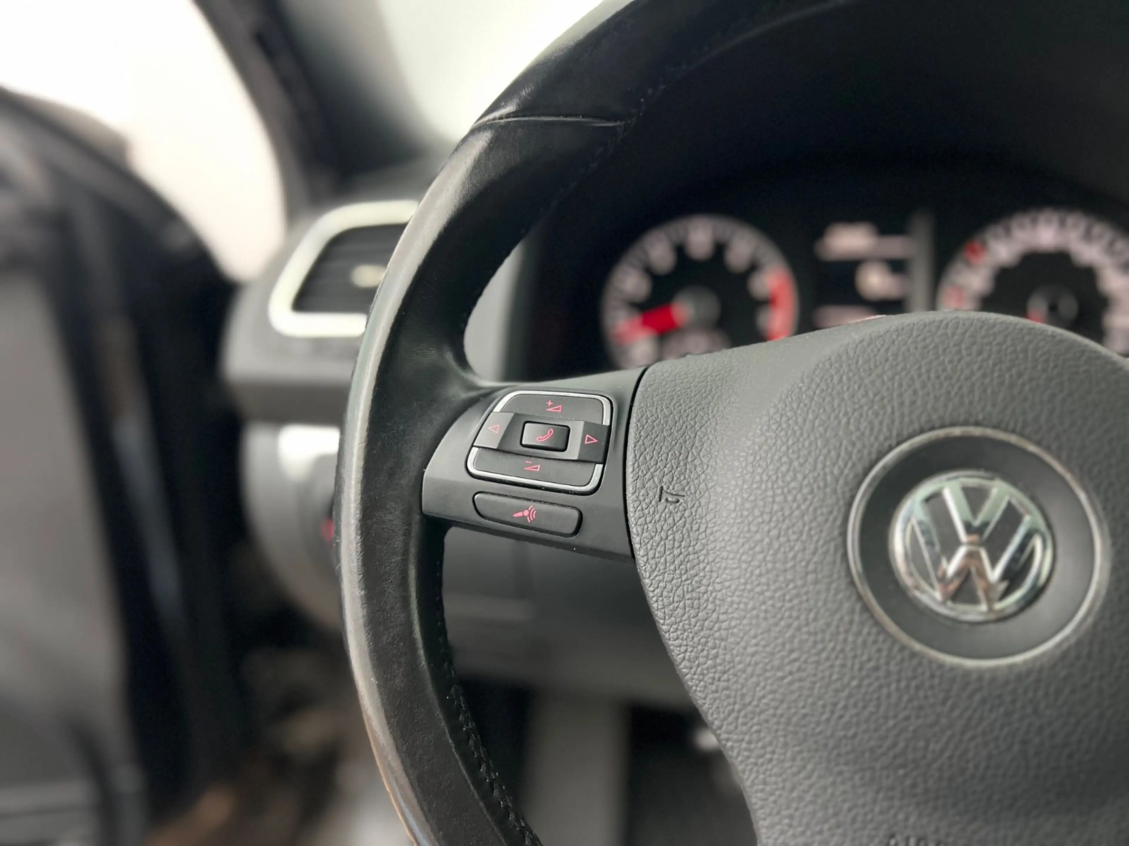 Volkswagen Eos / 2.HD / GARANTIE / NUR 43.tKM / SITZHEIZUNG — photo 17