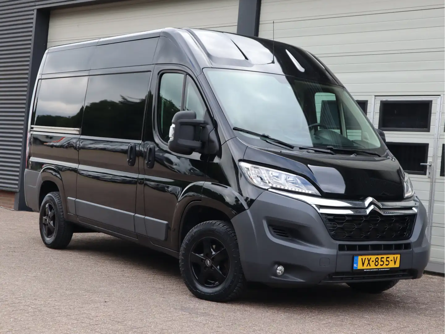 Citroen Jumper 2.2 HDI 150pk L2H2 - Camera - Cruise - Clima Zwart - 2
