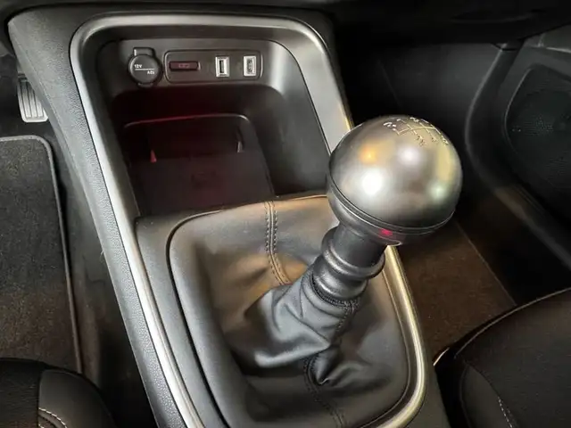 Jeep Avenger view 14