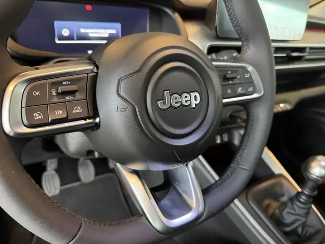 Jeep Avenger view 10