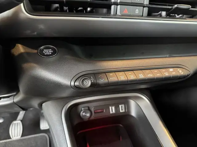 Jeep Avenger view 13