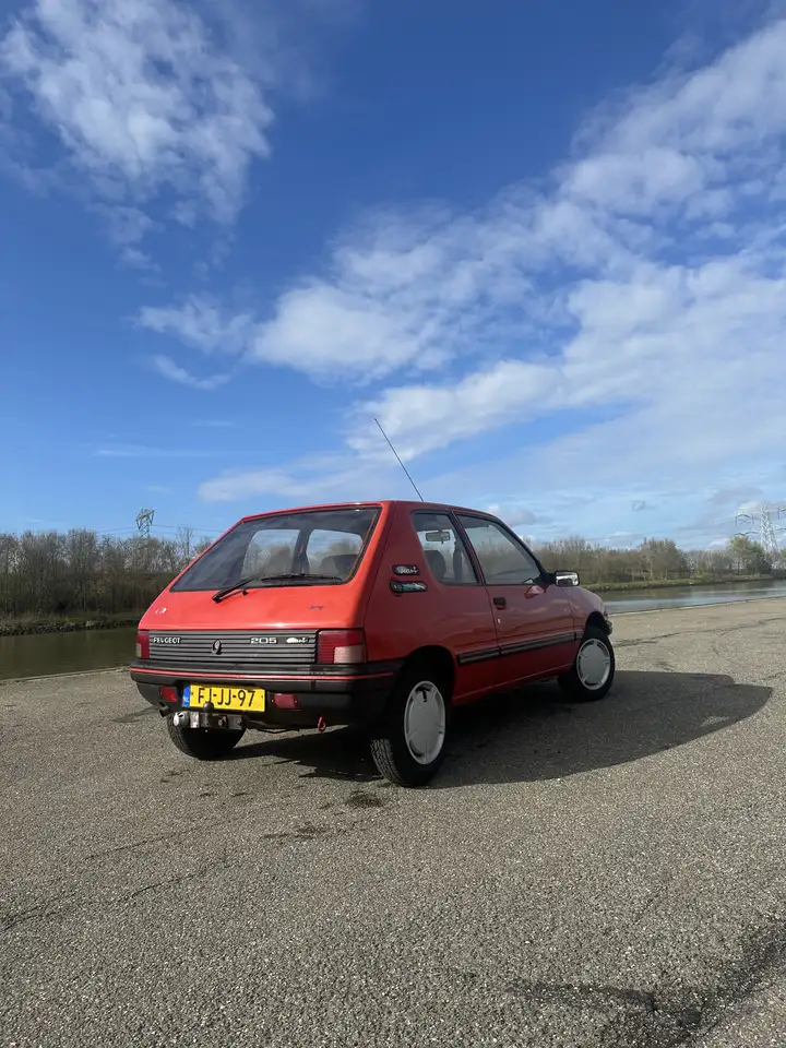 Peugeot 205 Accent, foto 4