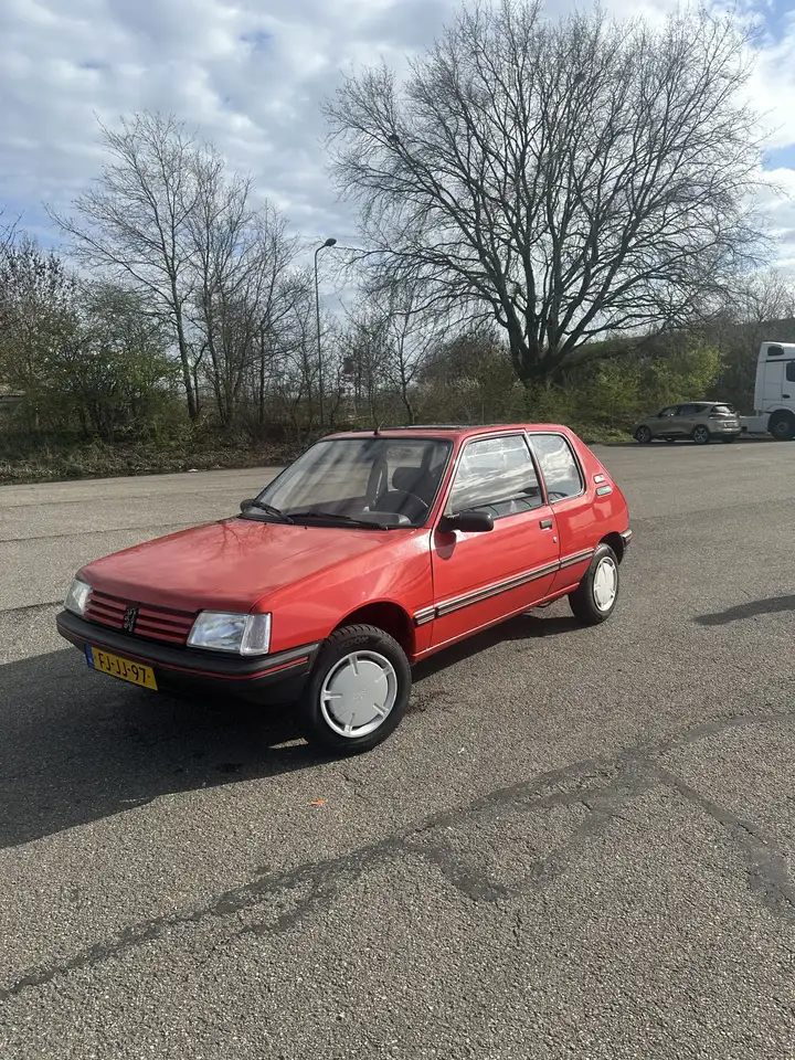 Peugeot 205 Accent, foto 9