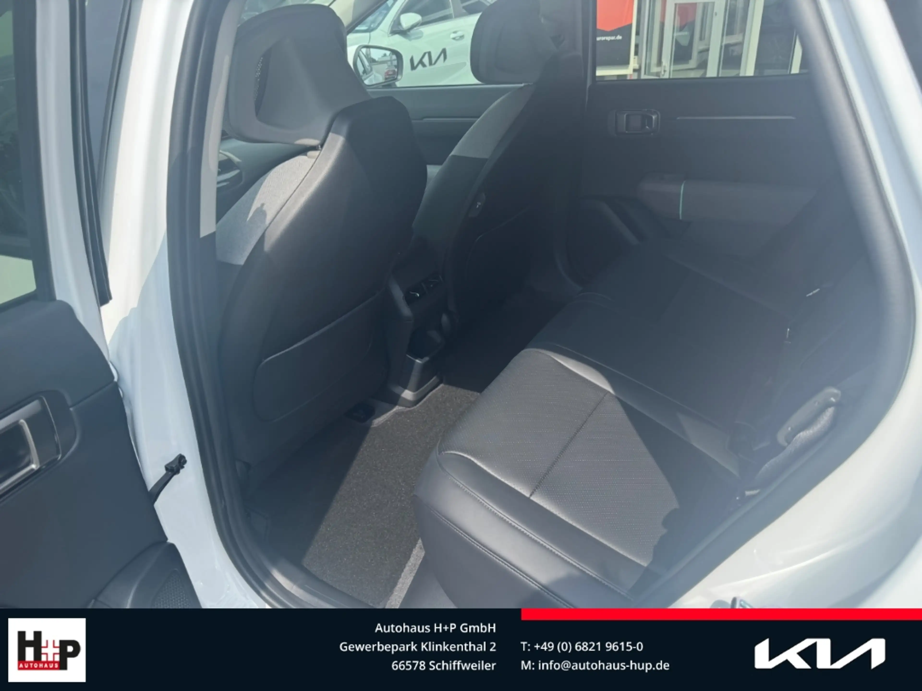 Kia EV4 150 kW Earth Park Distance Control vo.&hi. Klimaau — photo 9