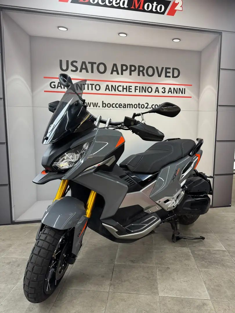 Peugeot XP400 Grijs - 1