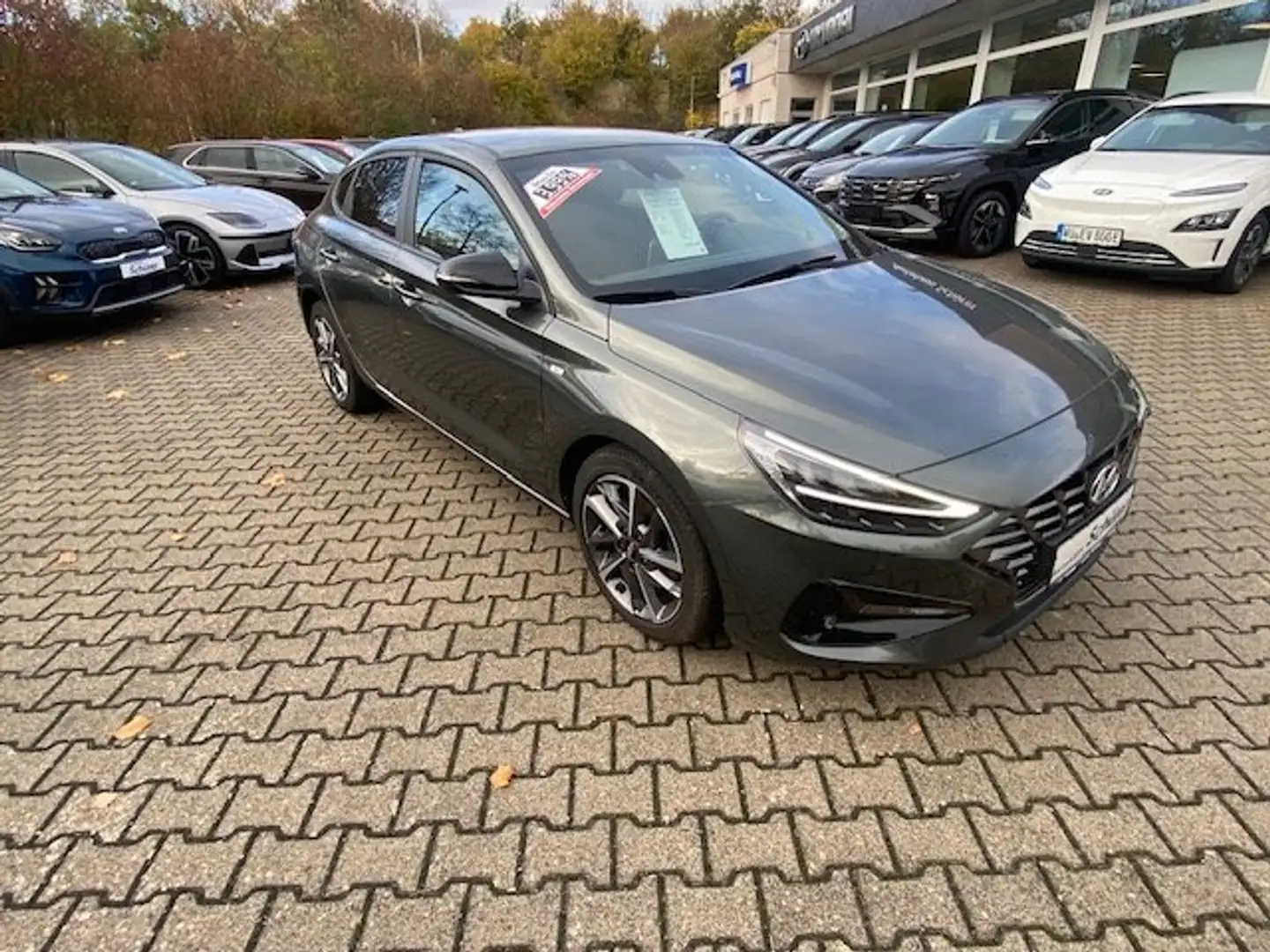 Hyundai i30 Fastback Edition 30Plus 48V DCT Grau - 2