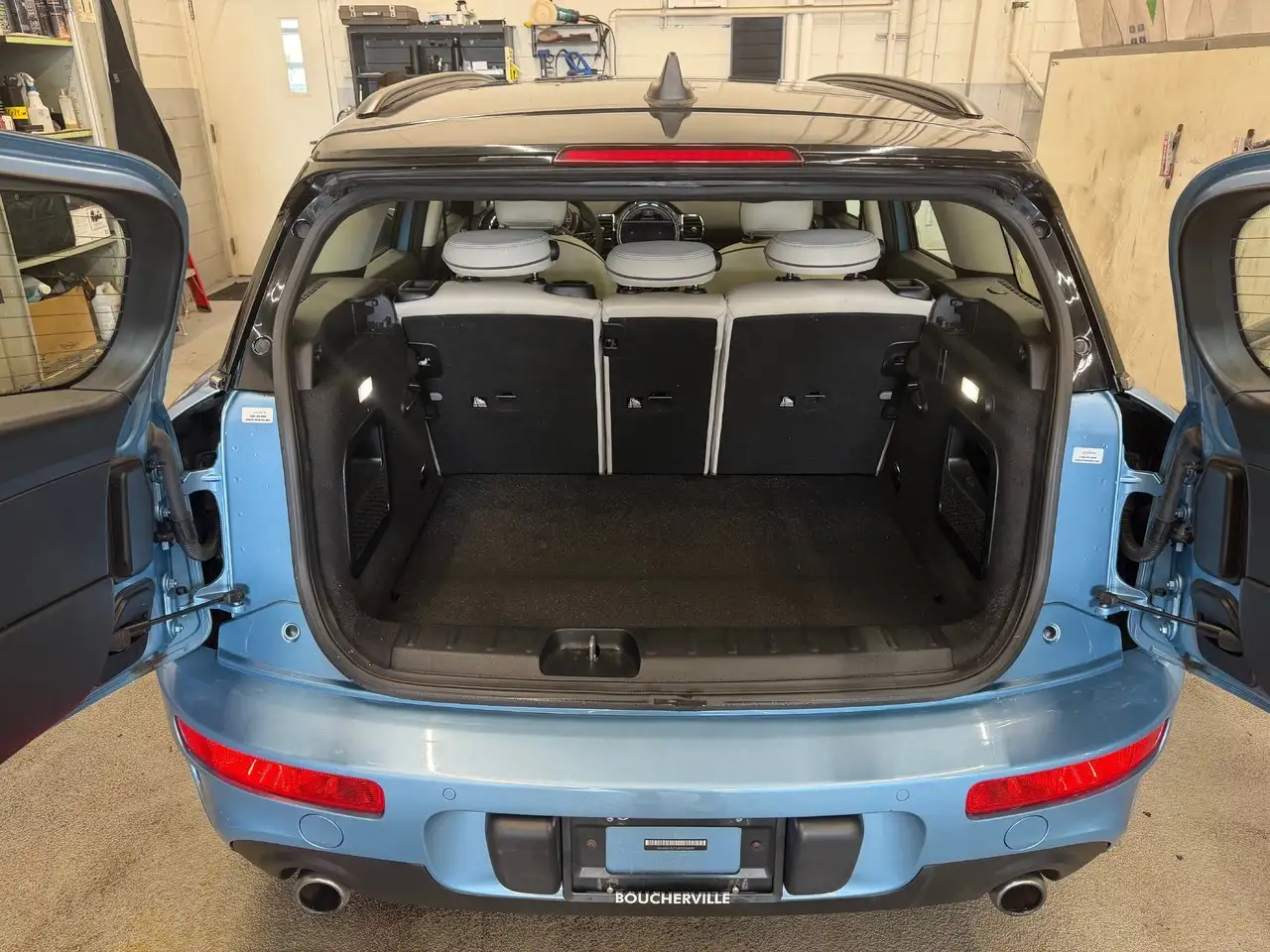 MINI Cooper Clubman photo MINI Cooper Clubman