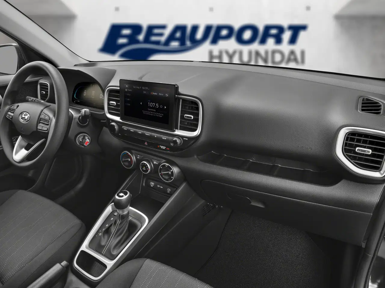 Hyundai Venue снимка Hyundai Venue