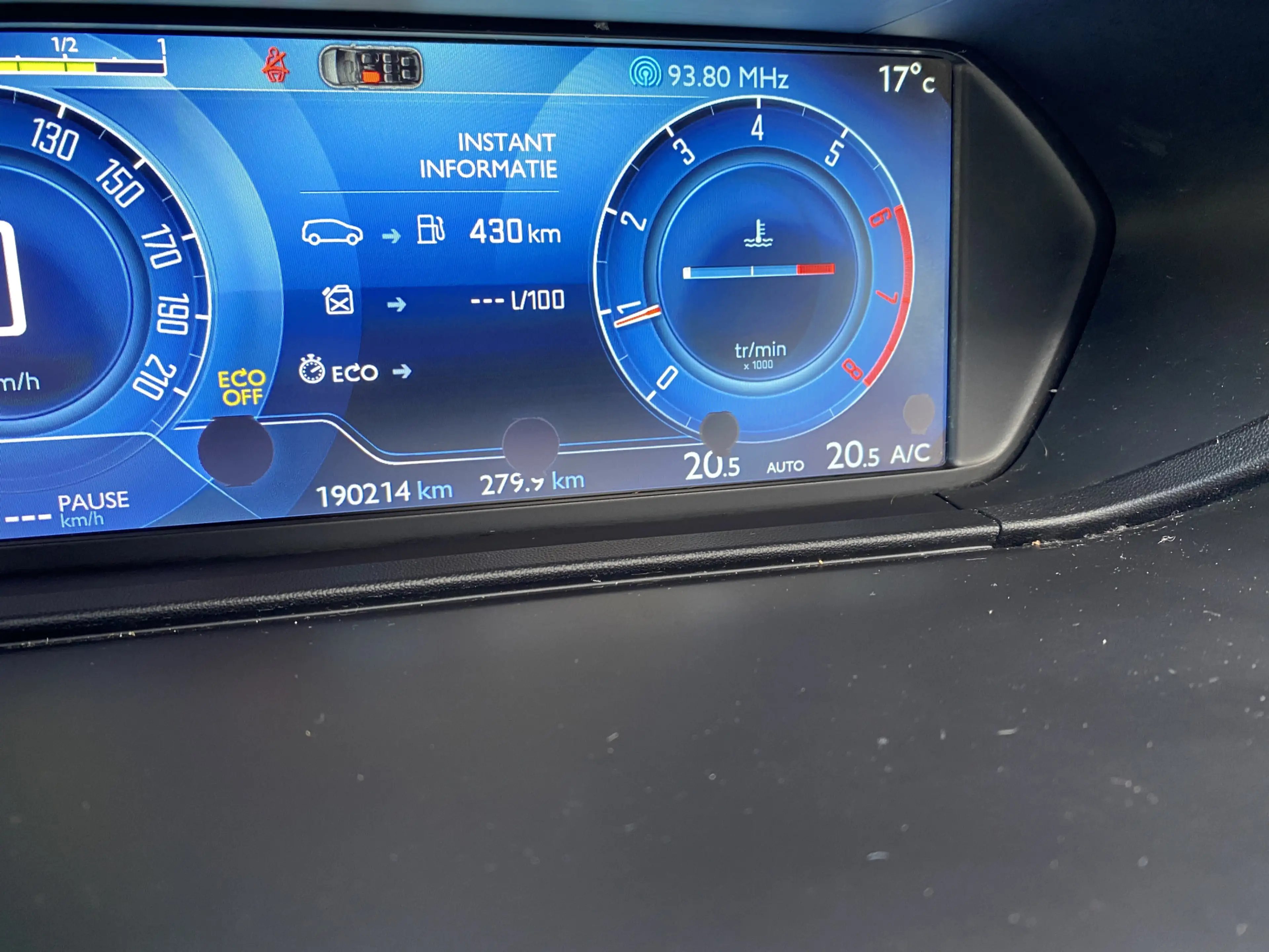 Citroen Grand C4 Picasso 1.2 PureTech Business 7p. Clima, Navi, CC, PDC, LM — photo 20
