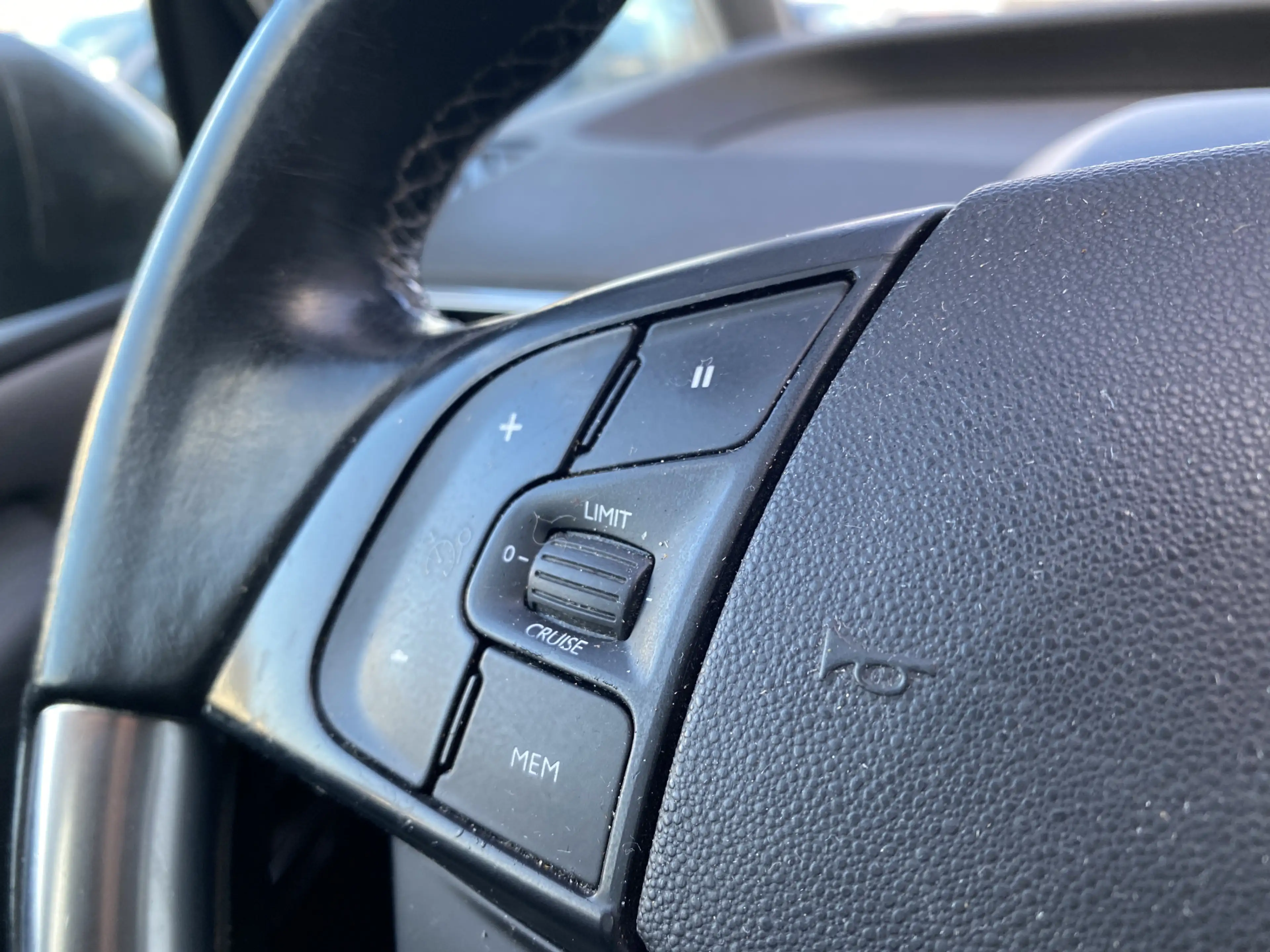 Citroen Grand C4 Picasso 1.2 PureTech Business 7p. Clima, Navi, CC, PDC, LM — photo 13