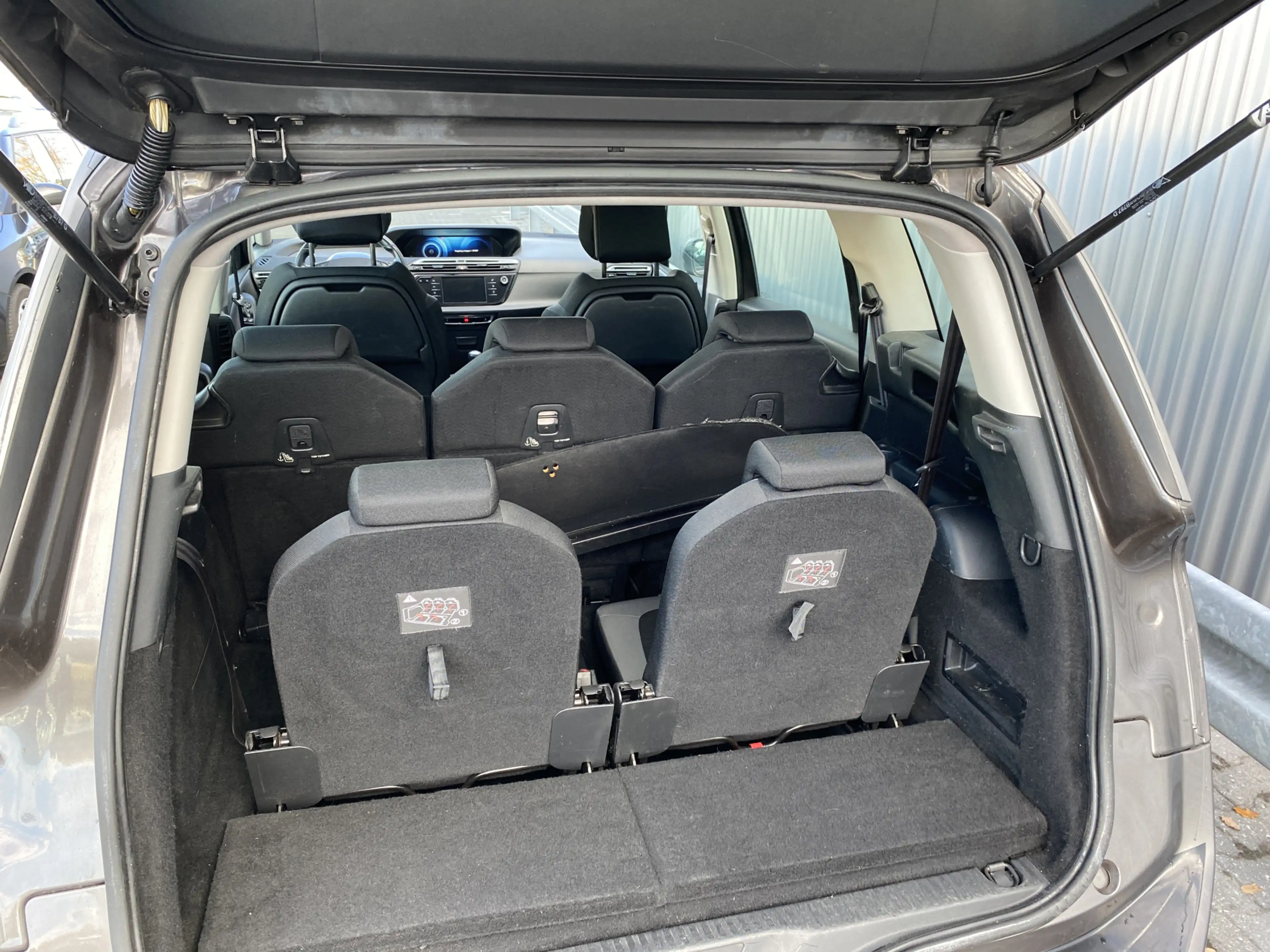 Citroen Grand C4 Picasso 1.2 PureTech Business 7p. Clima, Navi, CC, PDC, LM — photo 14