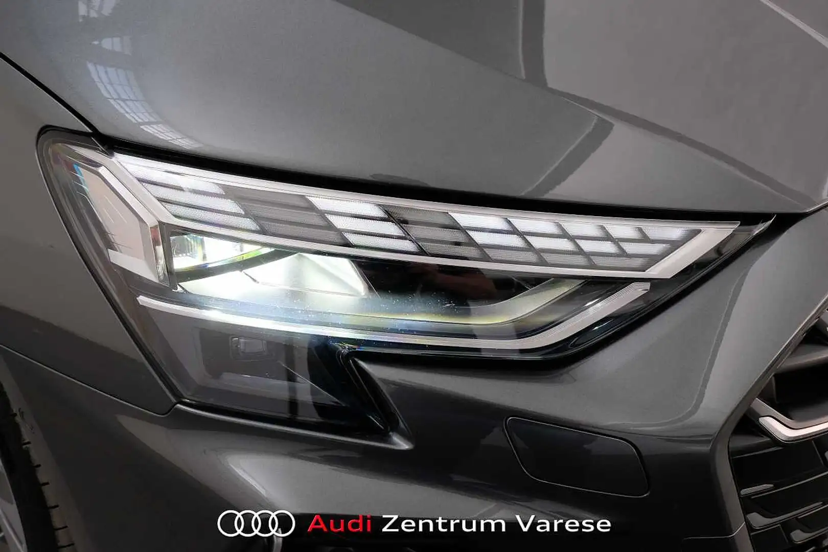 Audi S3 Sportback TFSI 333CV Quattro Stronic MY25 Gri - 2