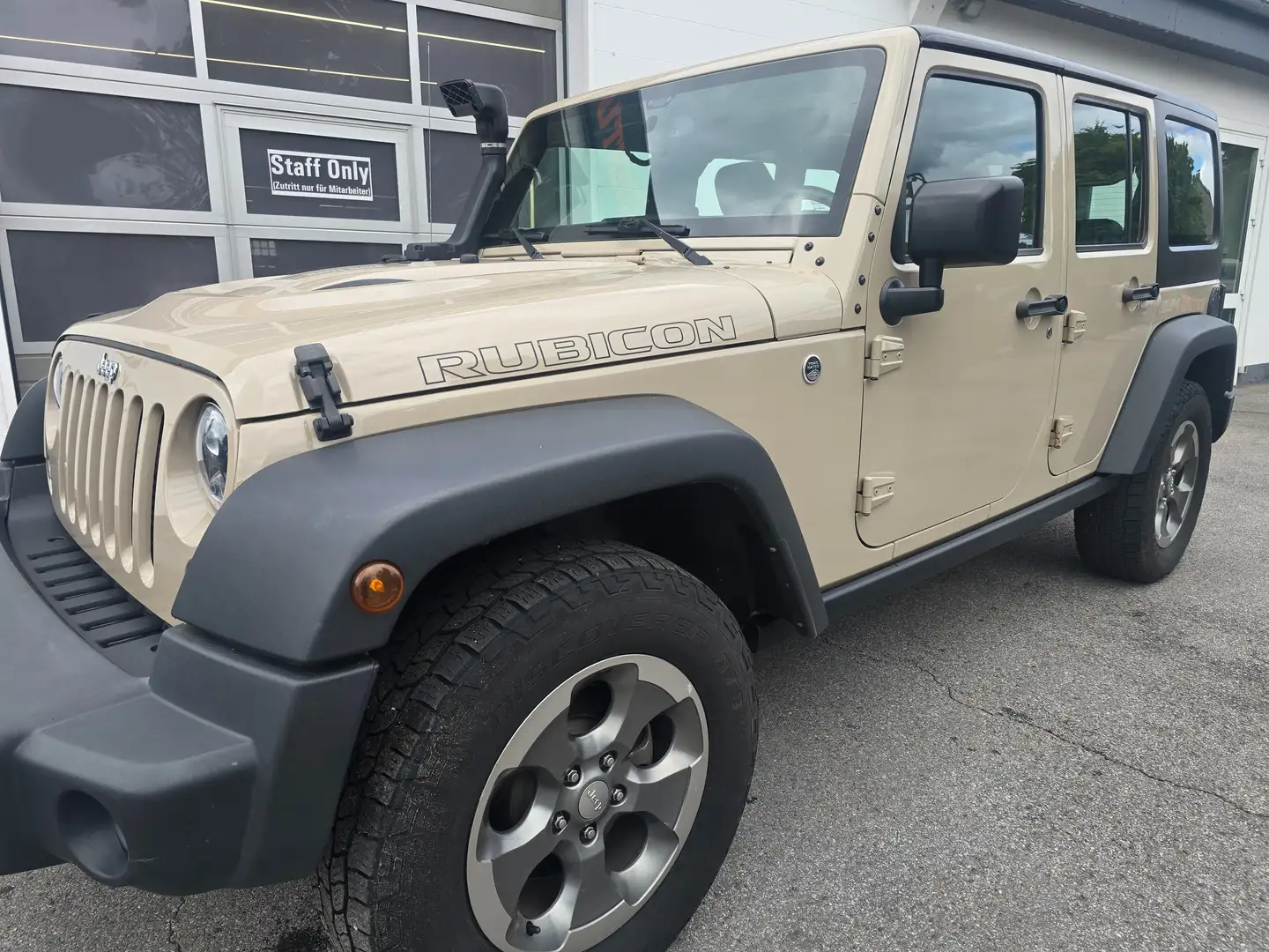 Jeep Wrangler Unlimited 2.8 CRD  Rubicon " Mr. Perfect !" Beige - 1