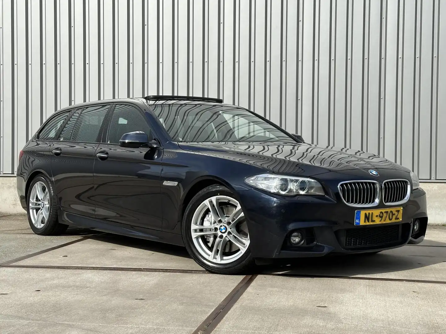 BMW 528 5-serie Touring 528i M Sport Edition Panoramadak - Negro - 2