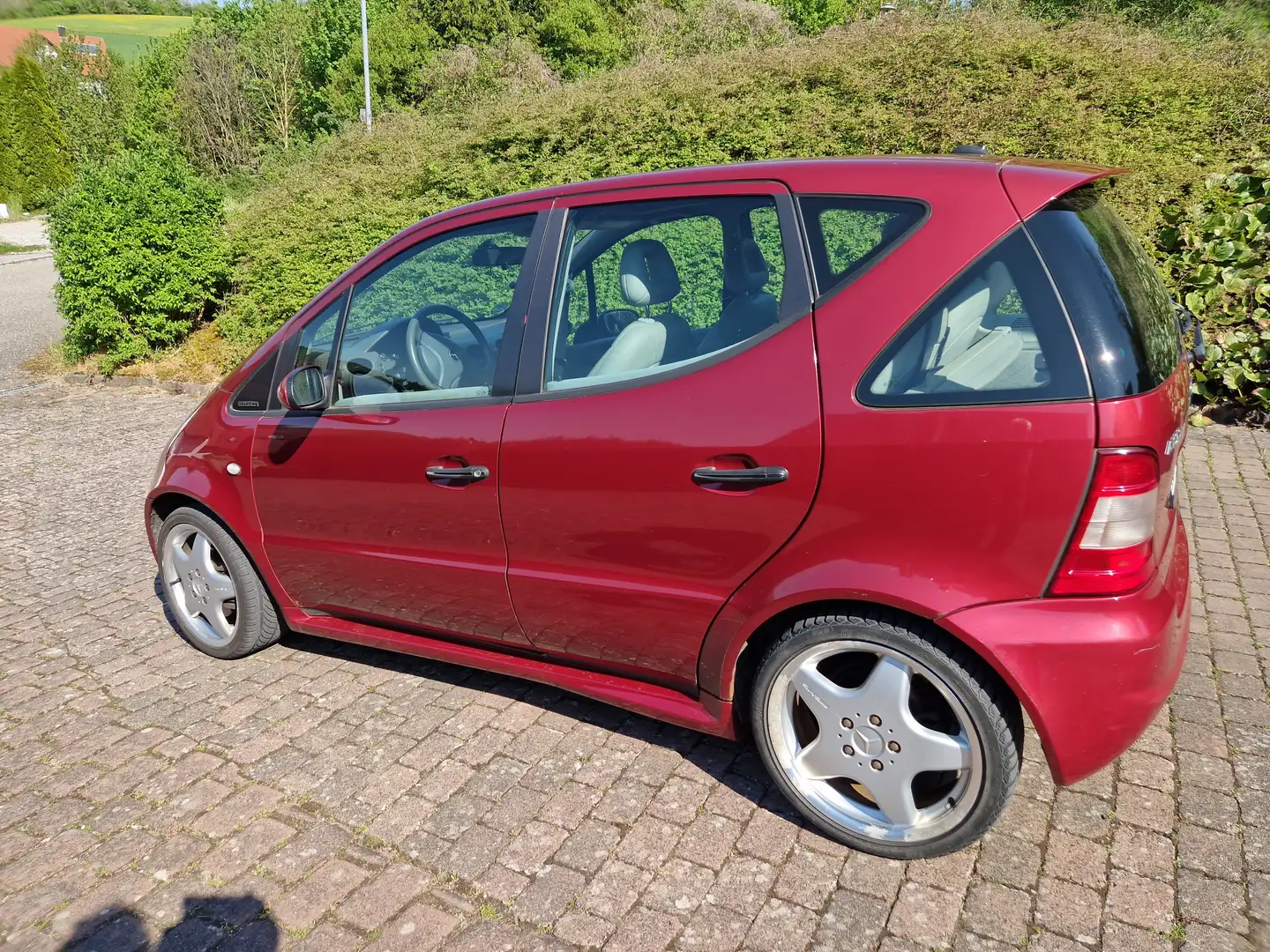 Mercedes-Benz A 190 A 190 Elegance Rot - 1