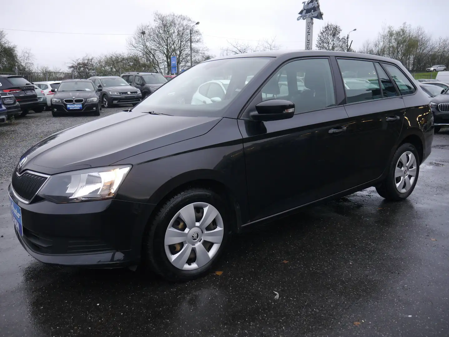 Skoda Fabia Fabia SW 1.0 TSI Ambition DSG*AIRCO* Schwarz - 2
