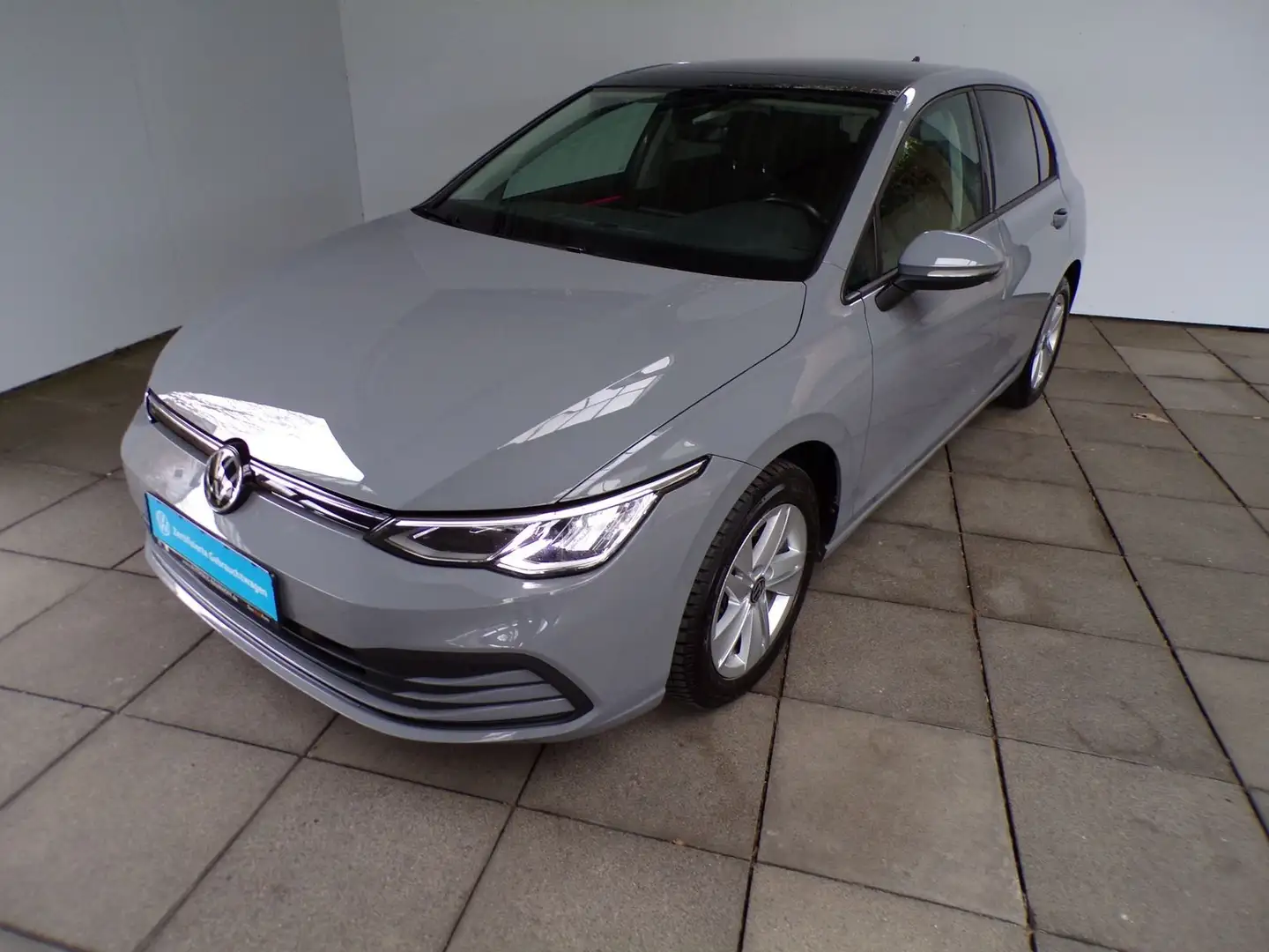 Volkswagen Golf GOLF VIII 1.5 TSI LIFE / AHK+PANO+LED'S+NAVI Gris - 2
