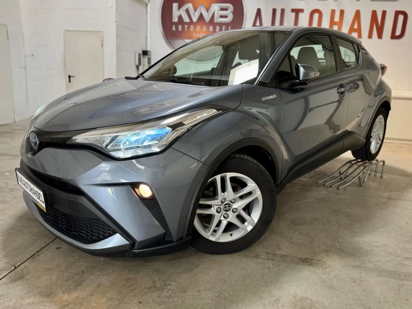 Toyota C-HR Hybrid 2,0  Business Edition 184ps Gris - 1