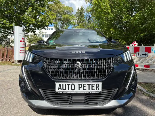 Peugeot 2008 view 9