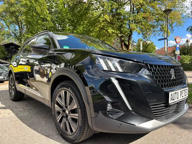 Peugeot 2008 view 8