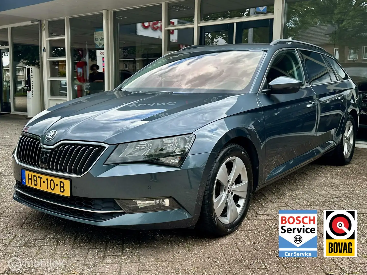 Skoda Superb Combi 1.5 TSI ACT Ambition Climat, Navi, Camera, M Grijs - 1