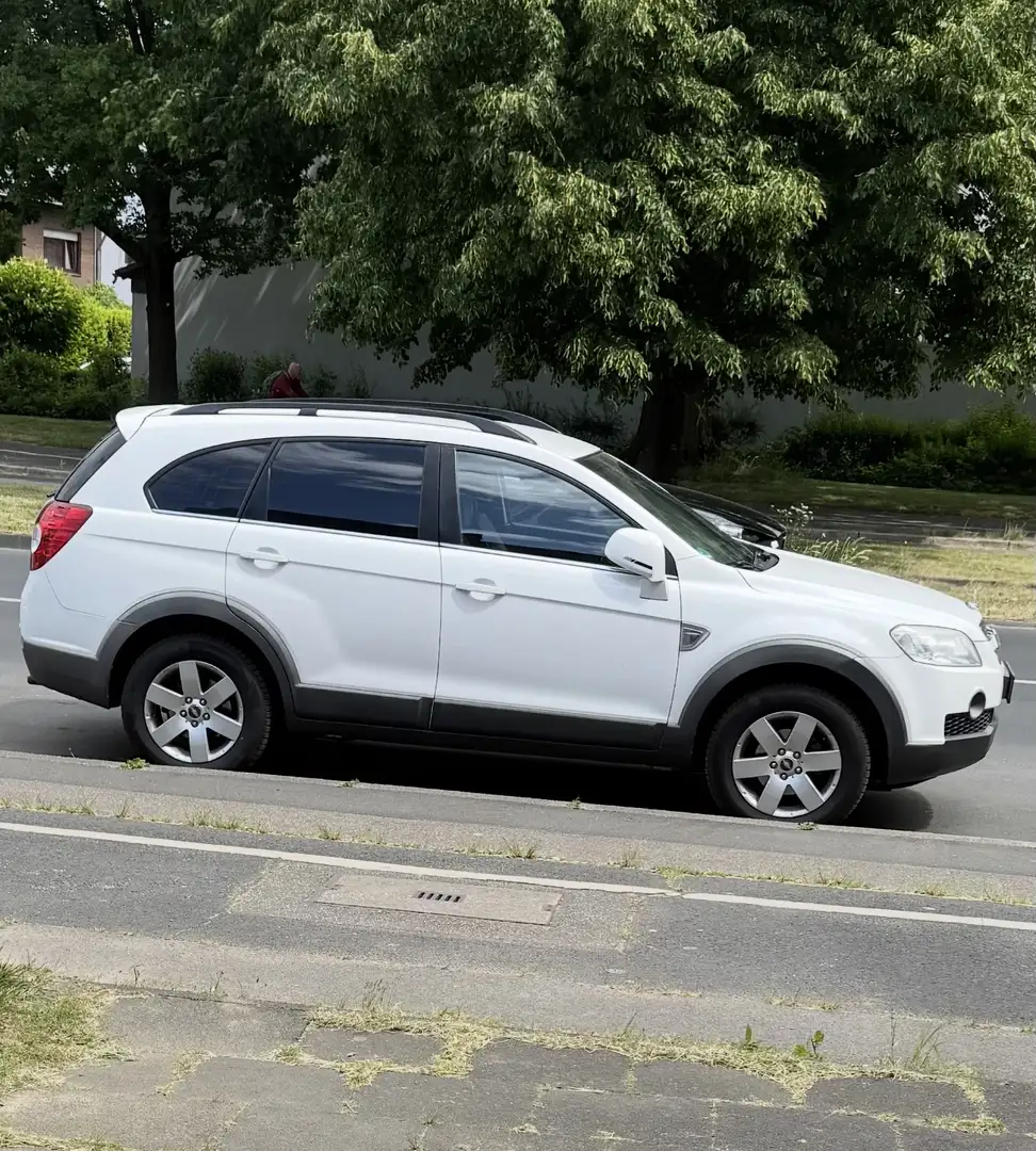 Chevrolet Captiva 2.0 4WD 7 Sitzer LT - 1